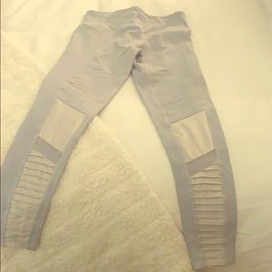 Worn once aloe moto leggings